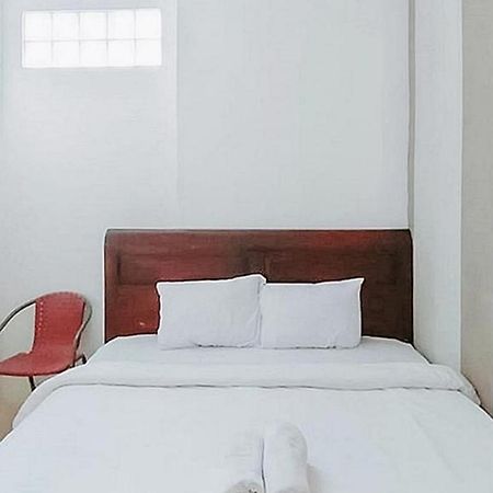 Reddoorz @ Tongas Probolinggo Hotel Exterior photo
